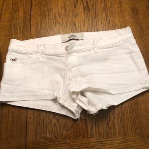 White hollister shorts